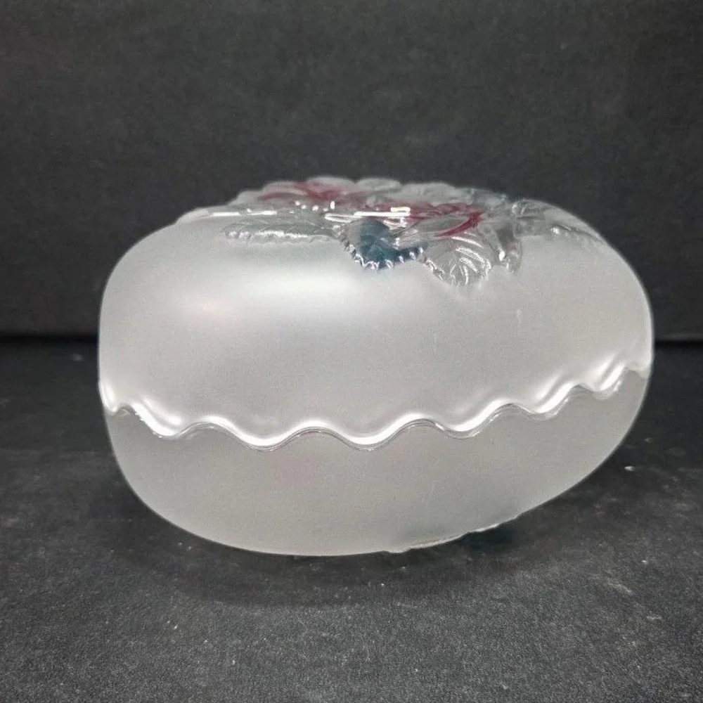 Studio Nova‎ Heart Shaped Trinket Box, Frosted Glass Dish, Embossed Pink Roses